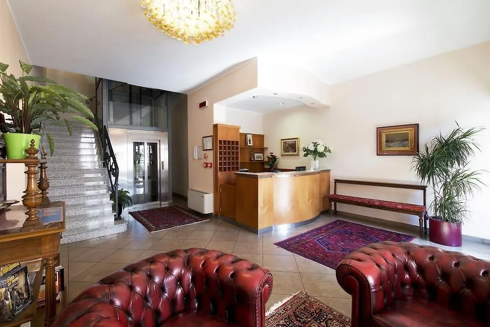 Hotel Stazione Livorno 3*,  Italy